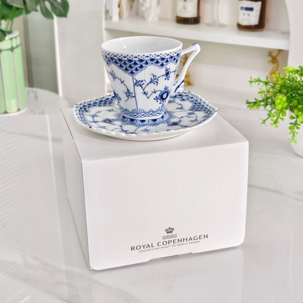 รอยัล Copen&hagen พรีเมี่ยมกระดูกพอร์ซเลนถ้วยกาแฟและจานรองแก้วน้ำชายามบ่ายโพไซดอนถ้วยเดียวและจานรองแก้ว