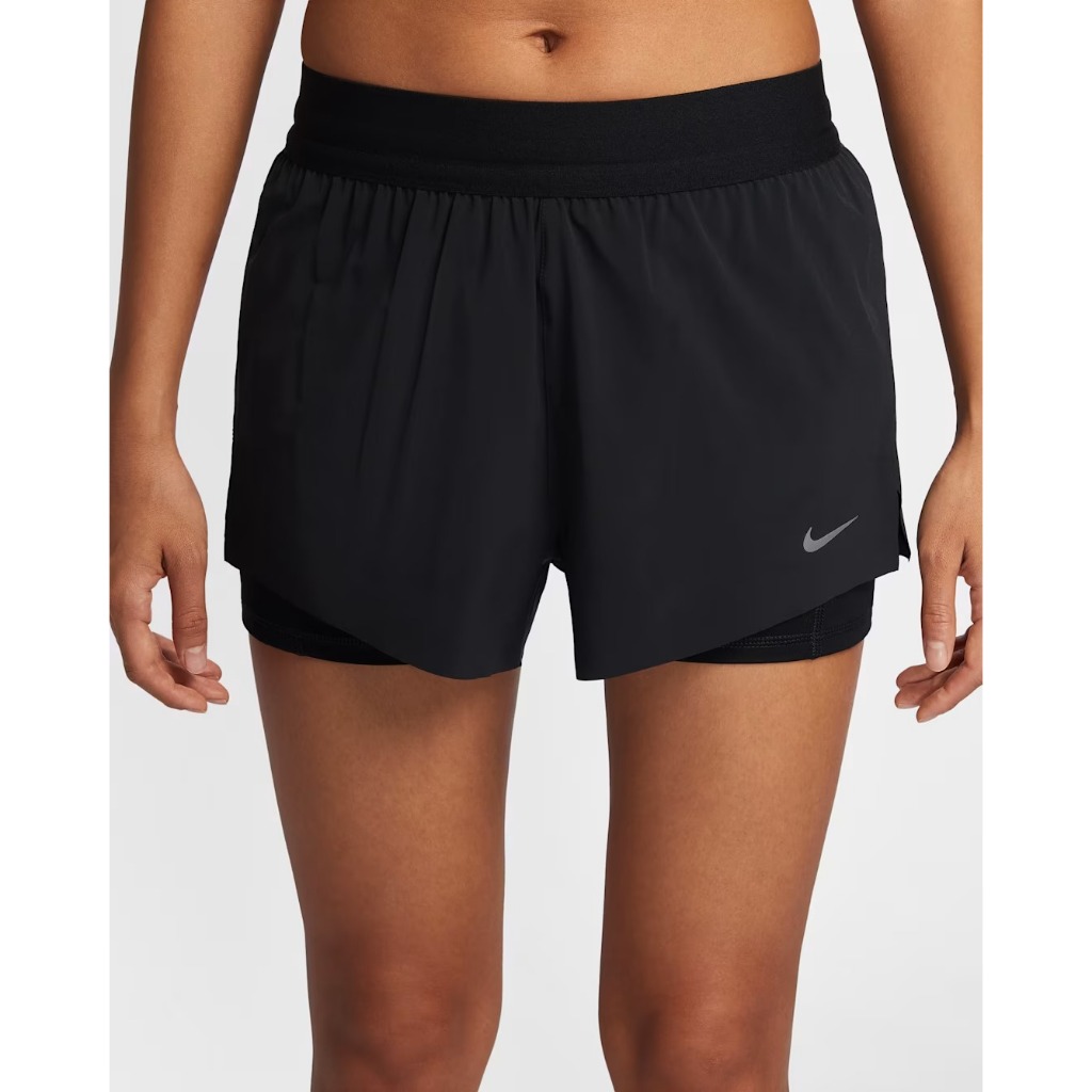 กางเกงวิ่งขาสั้นเอวปานกลางแบบ 2-in-1 ผู้หญิง Nike Swift ของแท้ ป้ายไทย
