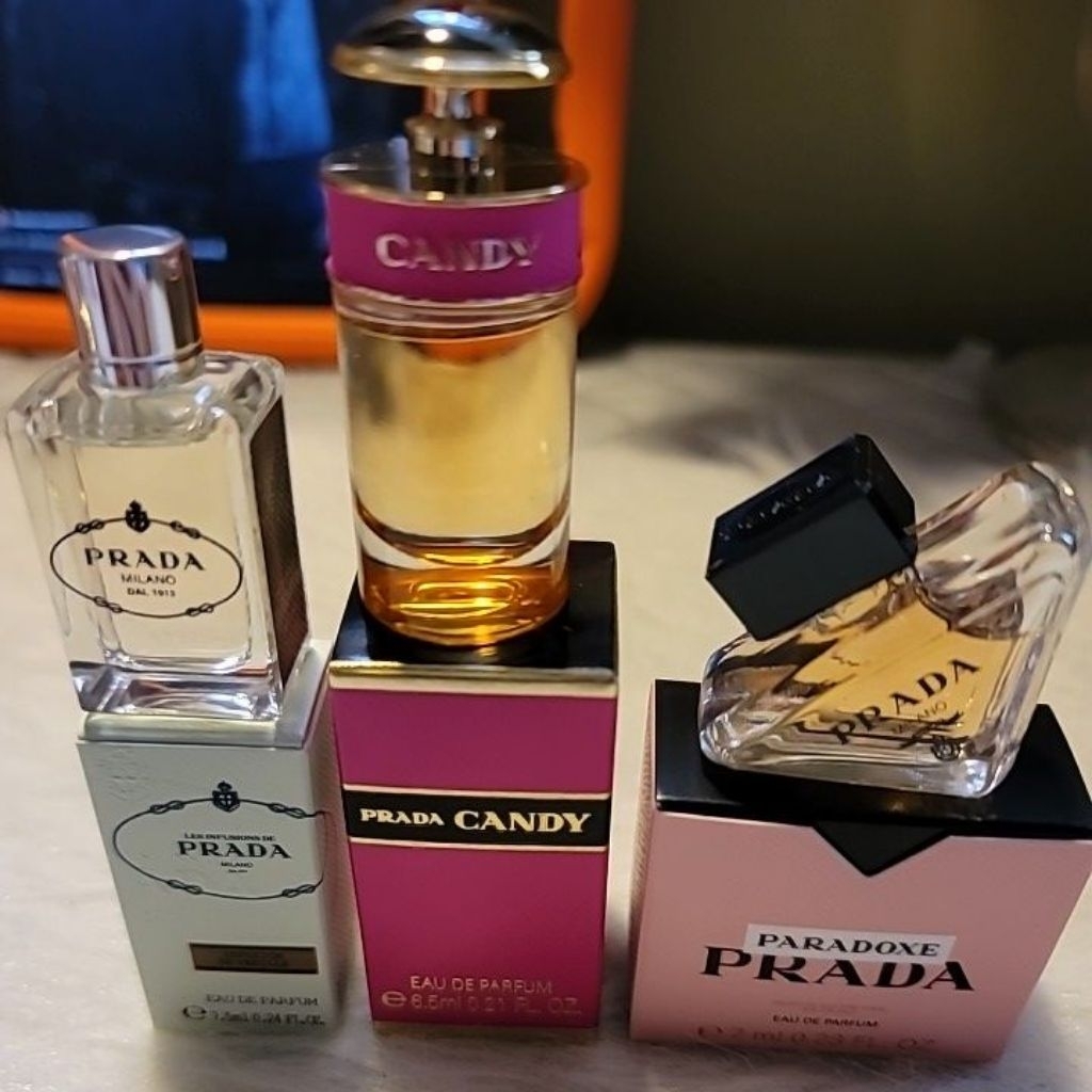 Prada mini perfume แต้ม