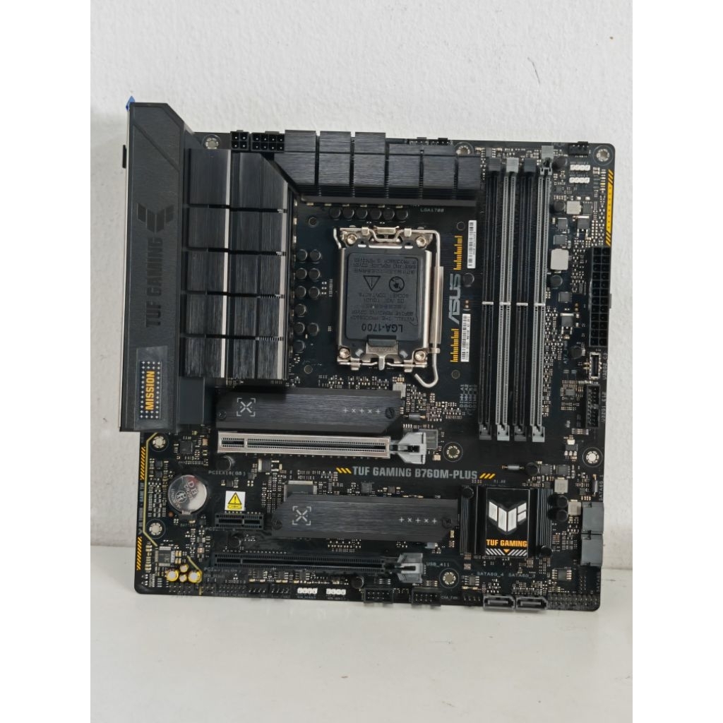 ASUS TUF GAMING B760M-PLUS DDR5มือสอง