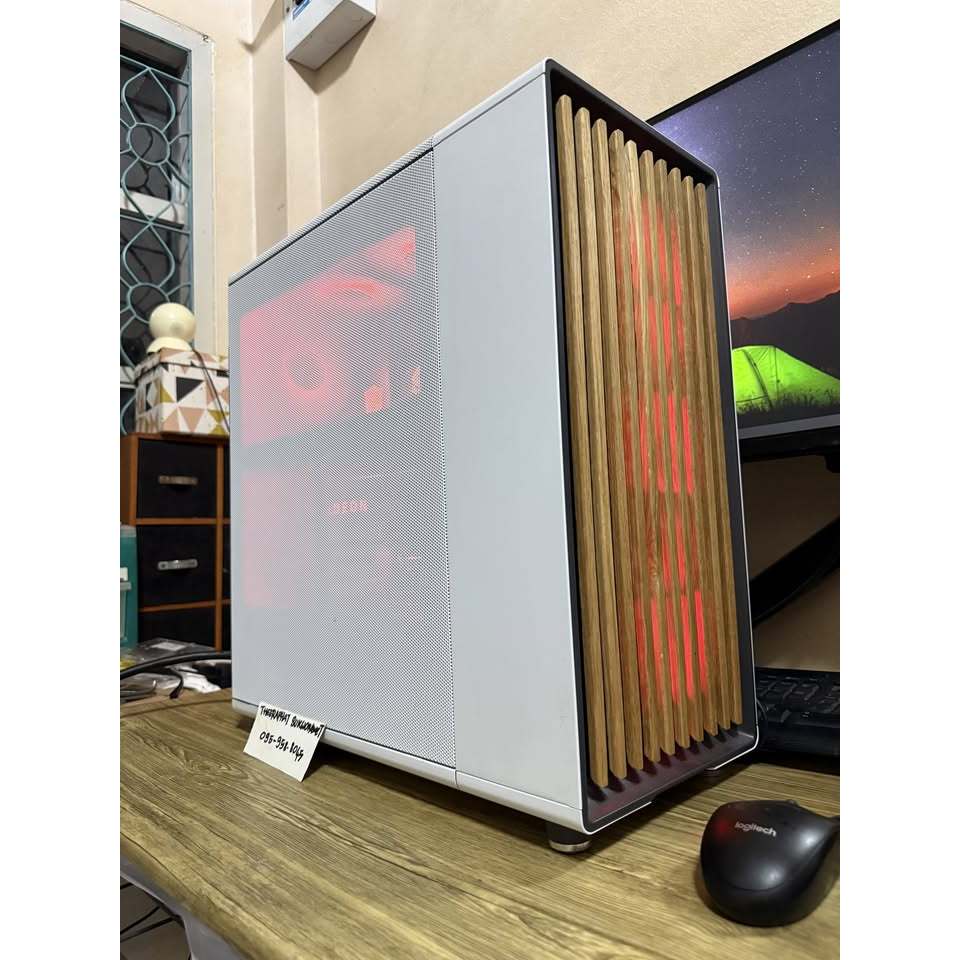 D-Ultra9 285K/Z890/DDR5 64GB/M.2 1TB/PSU850W/AMD Radeon VII/Fractal Case