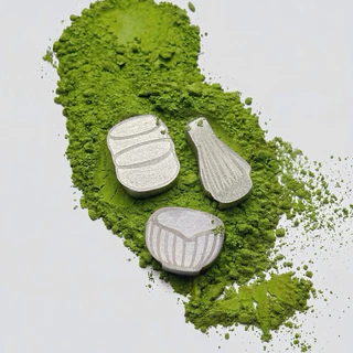 Matcha routine - sifting