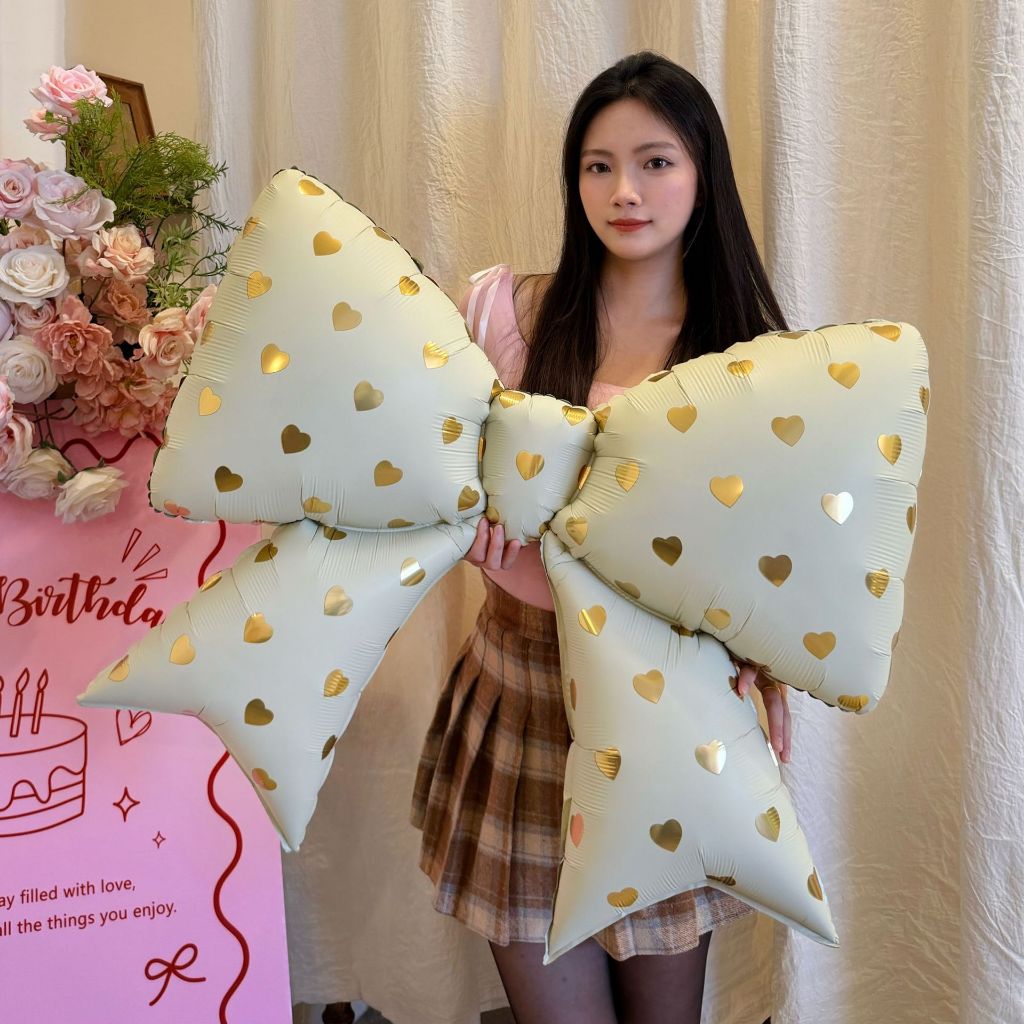 ลูกโป่งรูปโบว์ โบว์สีชมพู สีฟ้า สีแดง รูปที่ 6