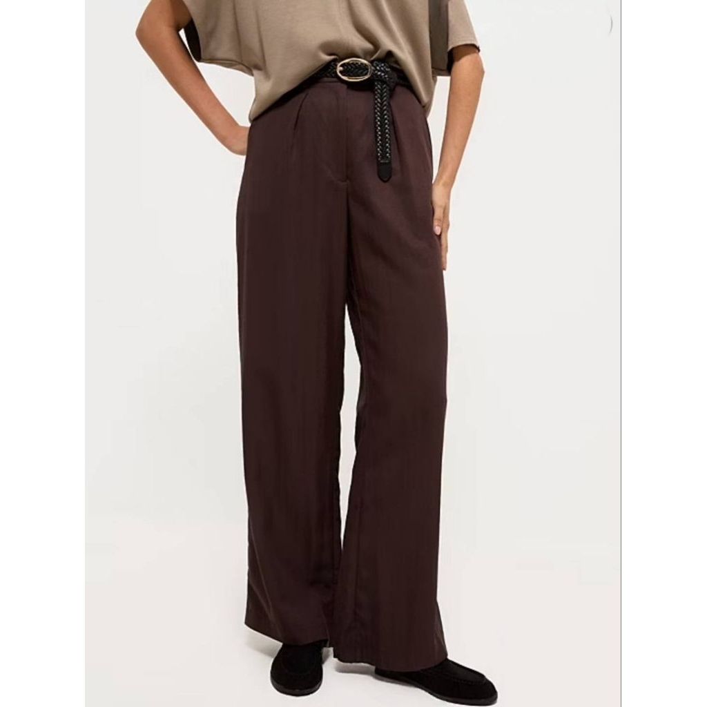 George Brown Twill Wide leg Trouser กางเกงขายาวทรงขากว้าง เอวสูง ซิปหน้า ผ้าlyocellผสม เนื้อนุ่ม ทิ้งตัว ไม่ยืด สีน้ำตาล ราคา ถูกที่สุด ดีลบีเคเค แกลเลอรีภาพที่ 5