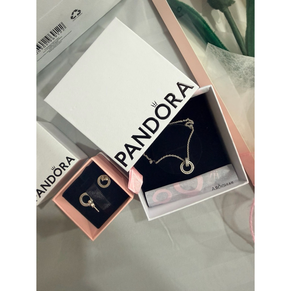 Pandora สร้อย ต่างหู แท้100% ถ่ายจากสินค้าจริง ของใช้เอง