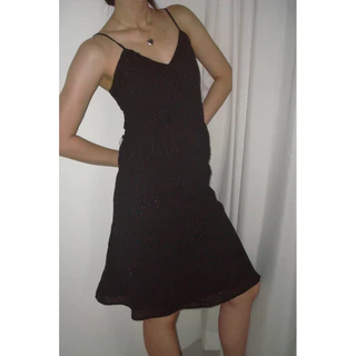 MELT.INMOMENTS Stella Top & Skirt ชุดเซ็ทสายเดี่ยวกระโปรงยาวปักเลื่อม กลิตเตอร์ขาว (พร้อมส่ง)