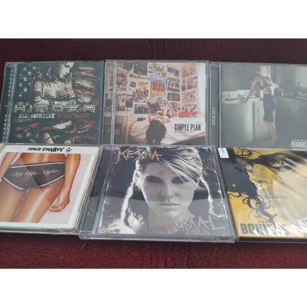 CD Hinder / Skylar Grey / Space Cowboy / Miles Davis / Santana / Katy Perry / Noshow สภาพตามรูปปก ZA282(1-50)