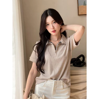 Lucia Knitted Polo Top : เสื้อโปโลไหมพรมดีเทลซิป Longsaidoo_