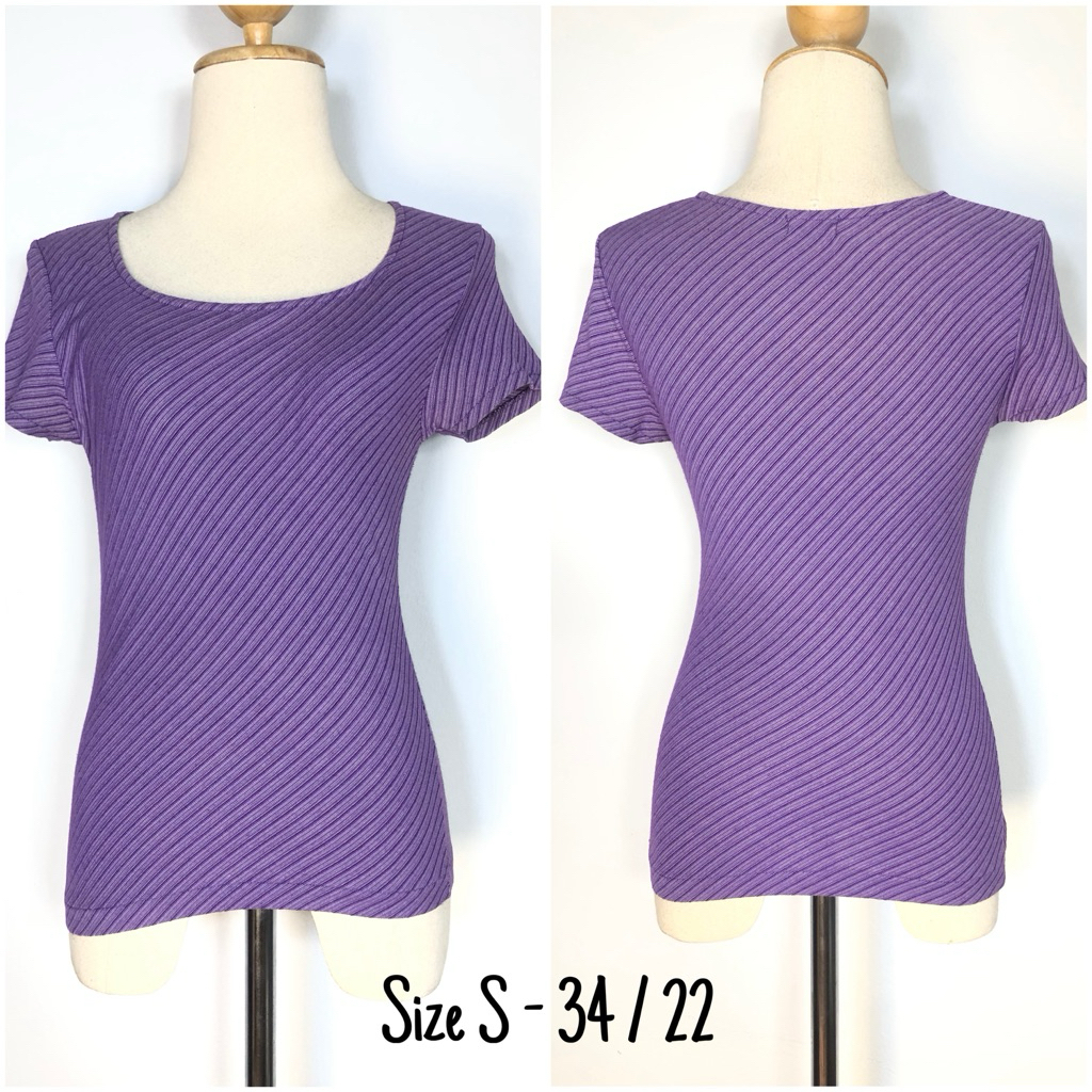 เสื้อยืด Y2K size S สีม่วง