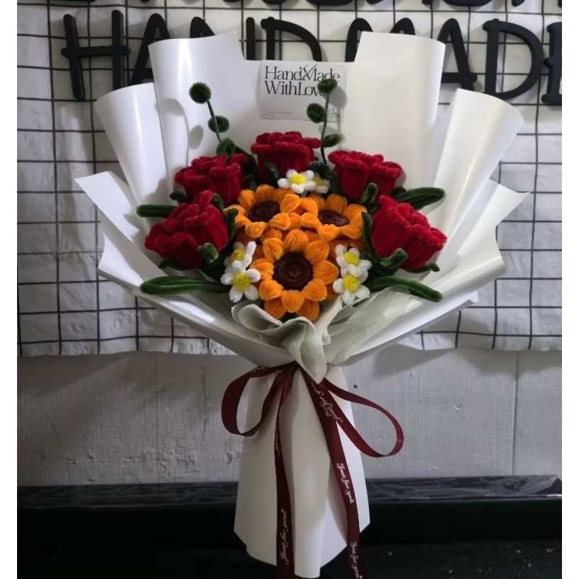 ช่อดอกทานตะวัน🌻+กุหลาบ🌹handmadeลวดกำมะหยี่ (ช่อดอกไม้,ปัจฉิม)💐🌷