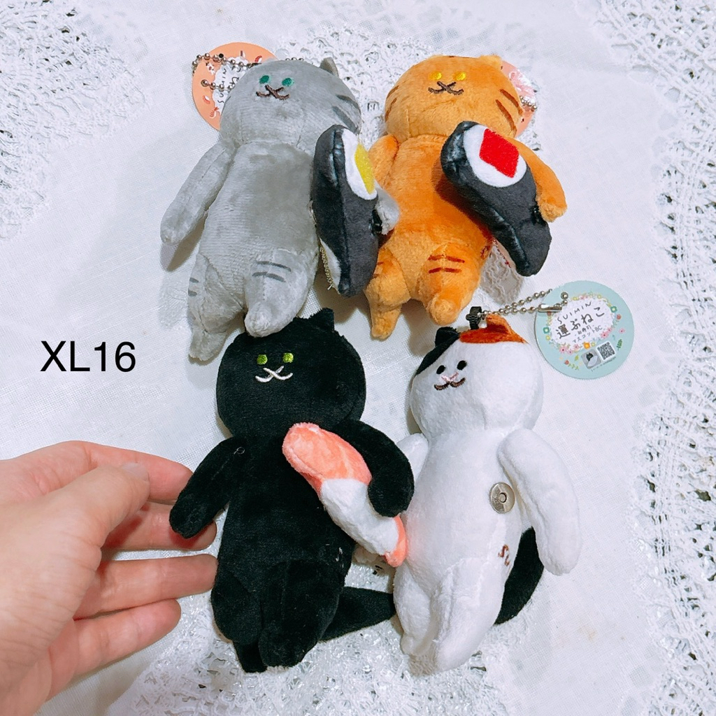 พวงกุญแจ ตุ๊กตา set แมว มือสอง หิ้วซูชิ sushi cat 🍣 neko ไม่แยกขาย