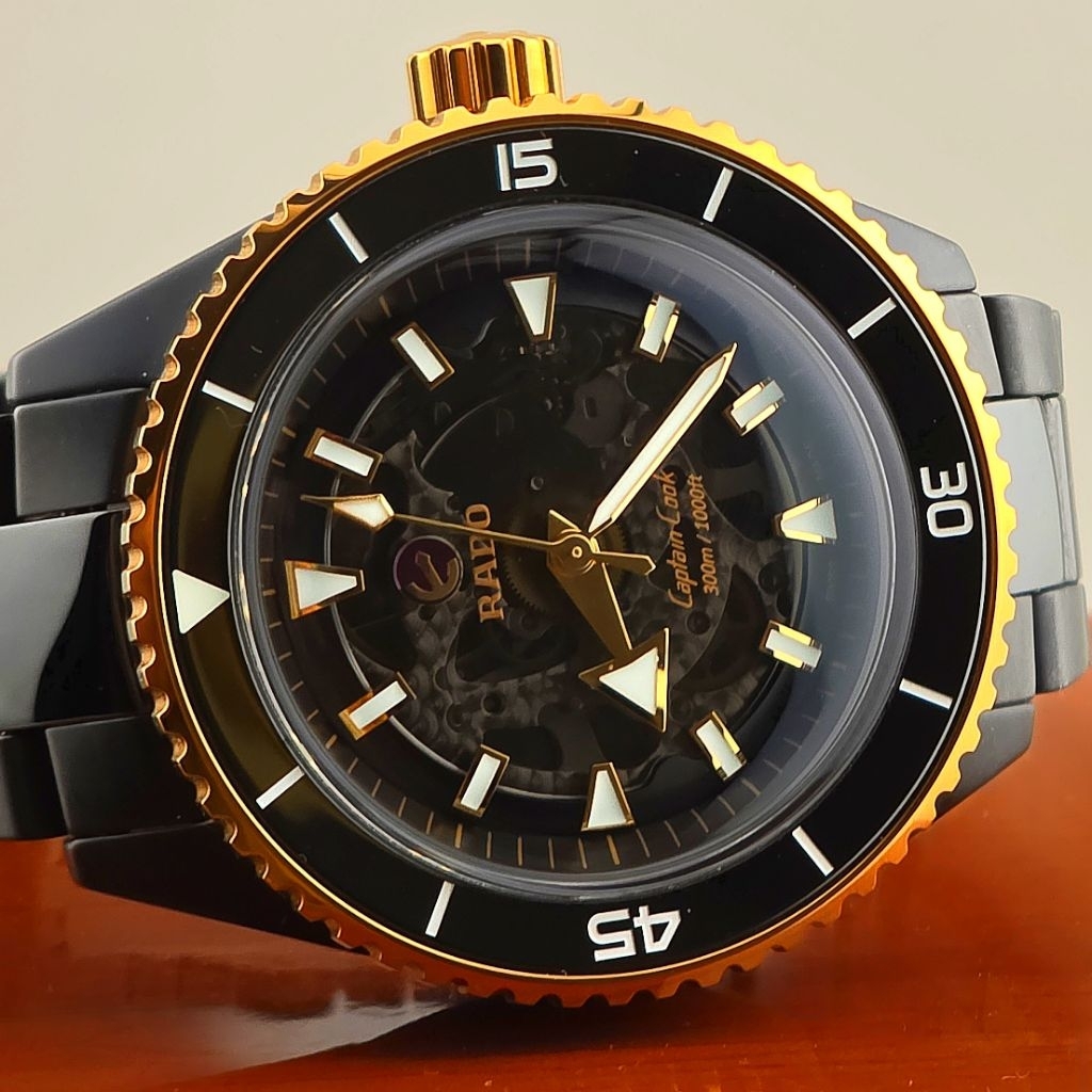 Rado Captain Cook High-Tech Ceramic Skeleton Ref : R32127162