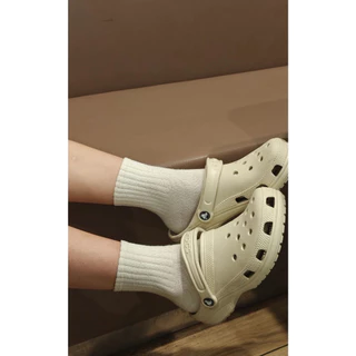 CROCS Classic Clogของแท้💯รองเท้าแตะลำลองแบบสวม ใส่สบาย น้ำหนักเบา
