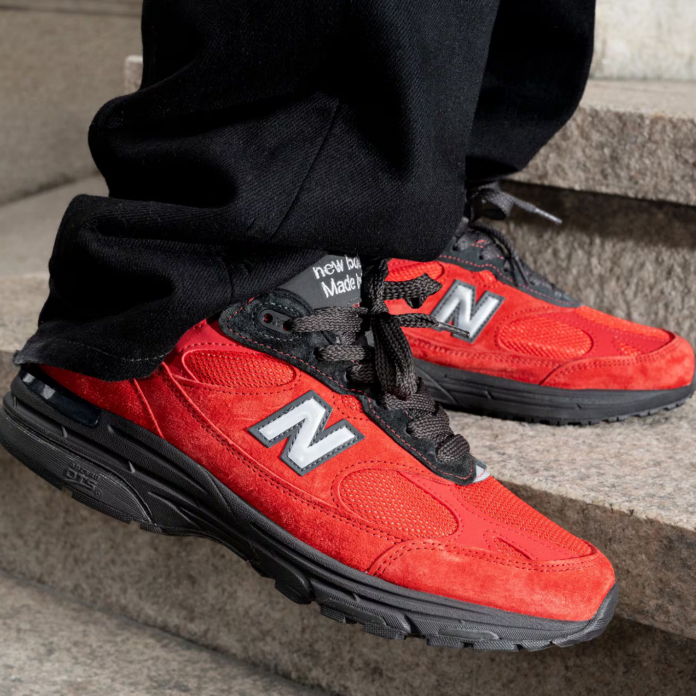 New Balance 993 Made in USA "TEAM RED with TRUE RED and BLACK CEMENT" (U9935CX) สินค้าของแท้ 100%