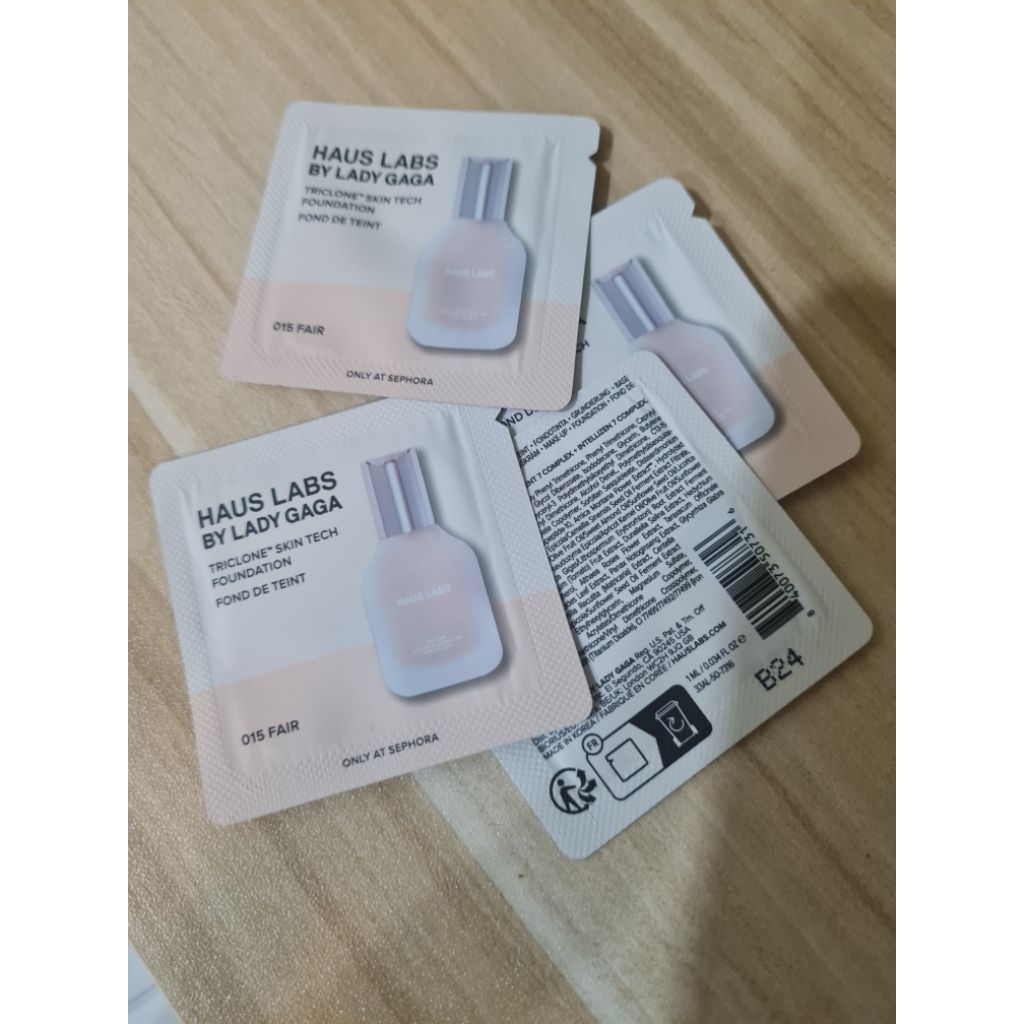 รองพื้น Haus labs foundation  tester 1 ml (ราคา1ซอง)