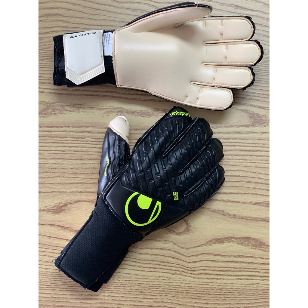 UHLSPORT FM ABSOLUTGRIP FLEX FRAME CARBON มีเซฟนิ้ว