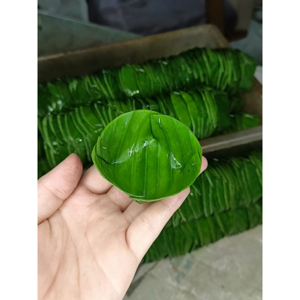 กระทงใบตองสดทรงกลม 4-6ซม.100ใบ/1ชุด สด ใหม่ สะอาด งานเรียบร้อย