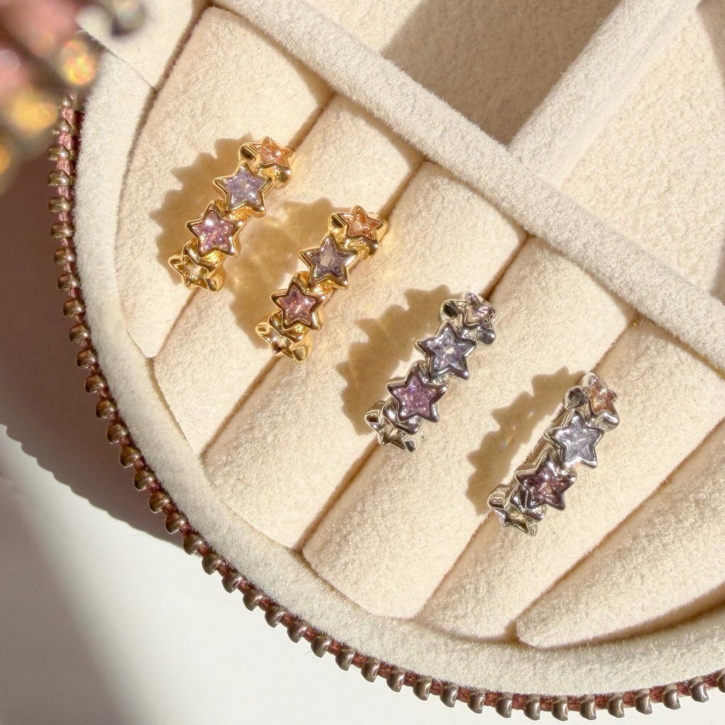 The Lucy Natasha star earrings ต่างหูดาว