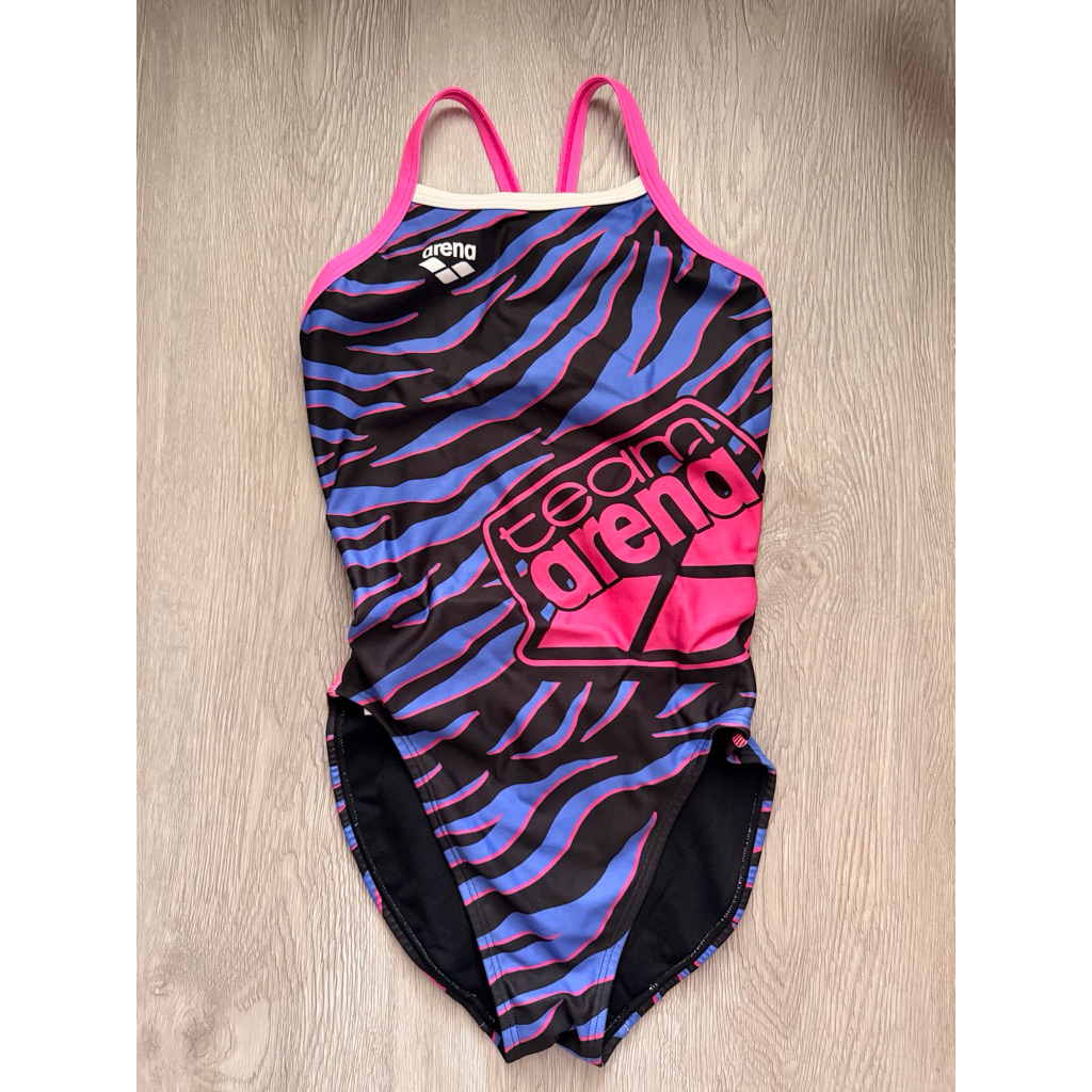 ชุดว่ายน้ำผู้หญิง Arena one piece training suits