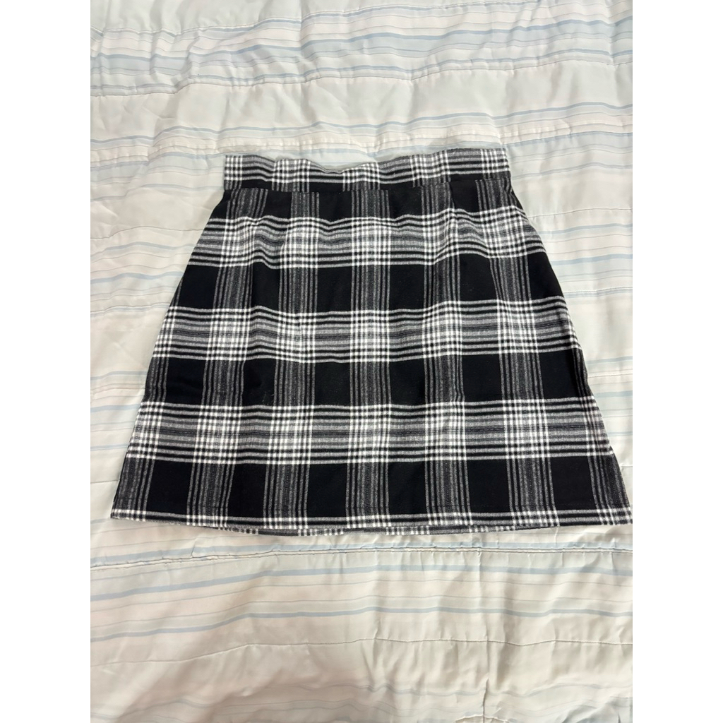 กระโปรง ร้าน Fromme_Clothes ใส่ไป 1 ครั้ง