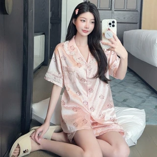 ชุดนอนผ้าซาติน ชุดนอนผู้หญิง ใส่สบาย ผ้านุ่มลื่น (พร้อมส่งจากไทย)