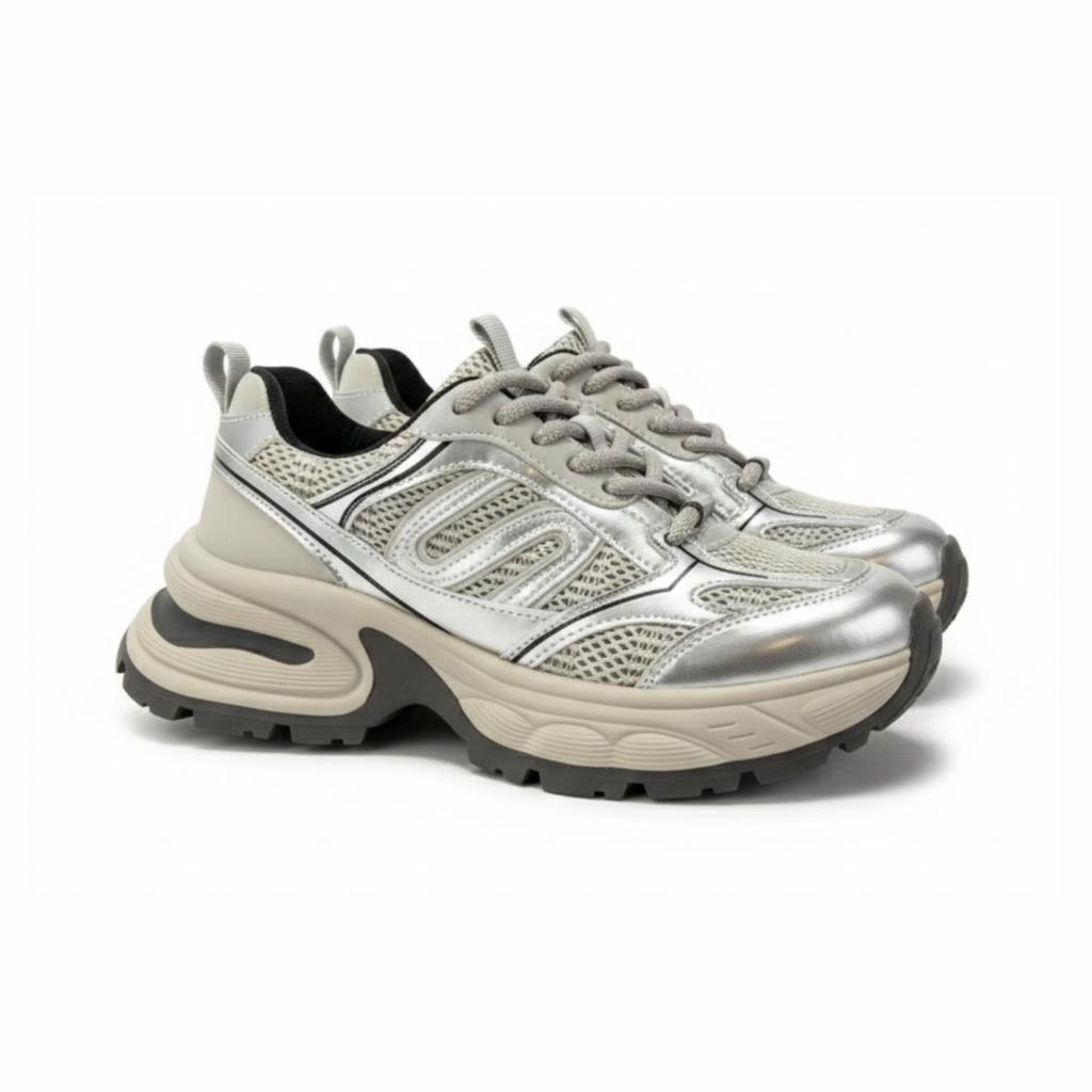 รองเท้าผ้าใบผู้หญิง Continew รุ่น Sportstyle Sneaker
