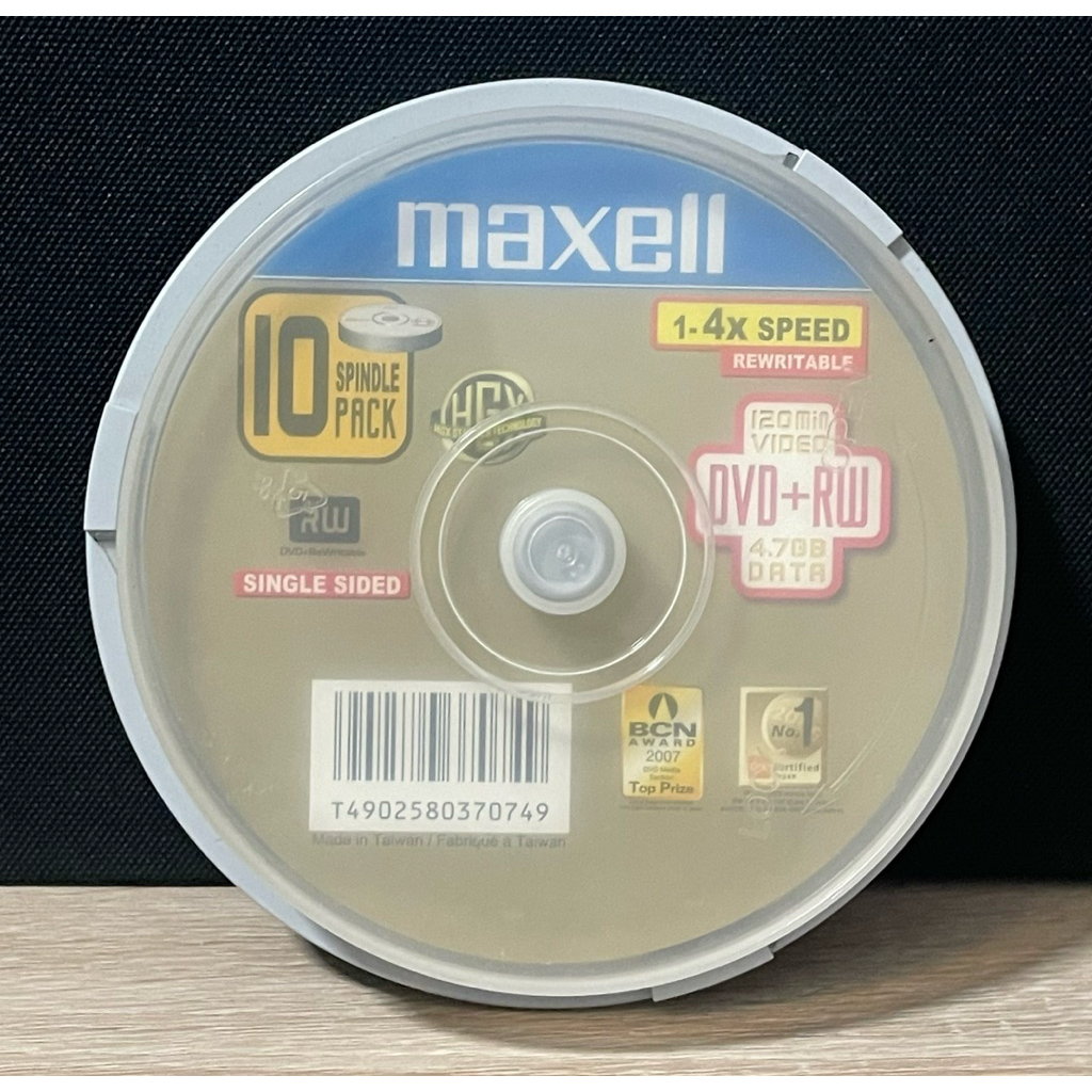 แผ่นดีวีดีชนิดบันทึกซ้ำได้ (DVD+RW) ยี่ห้อ Maxell แกะแล้ว ยังไม่ใช้ มี 6แผ่น