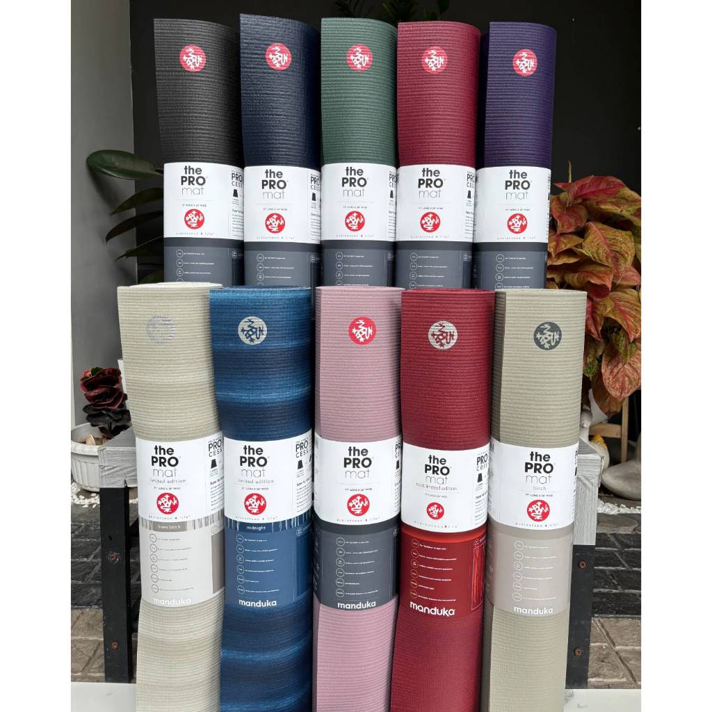 🐸Manduka เสื่อโยคะ รุ่น PRO® Yoga Mat หนาสุด 6mm. แถมฟรีสายรัดสีดำ ใช้งานยาวนานถึง 10 ปี สีเยอะ เหมาะสำหรับคนเป็นภูมิแพ้