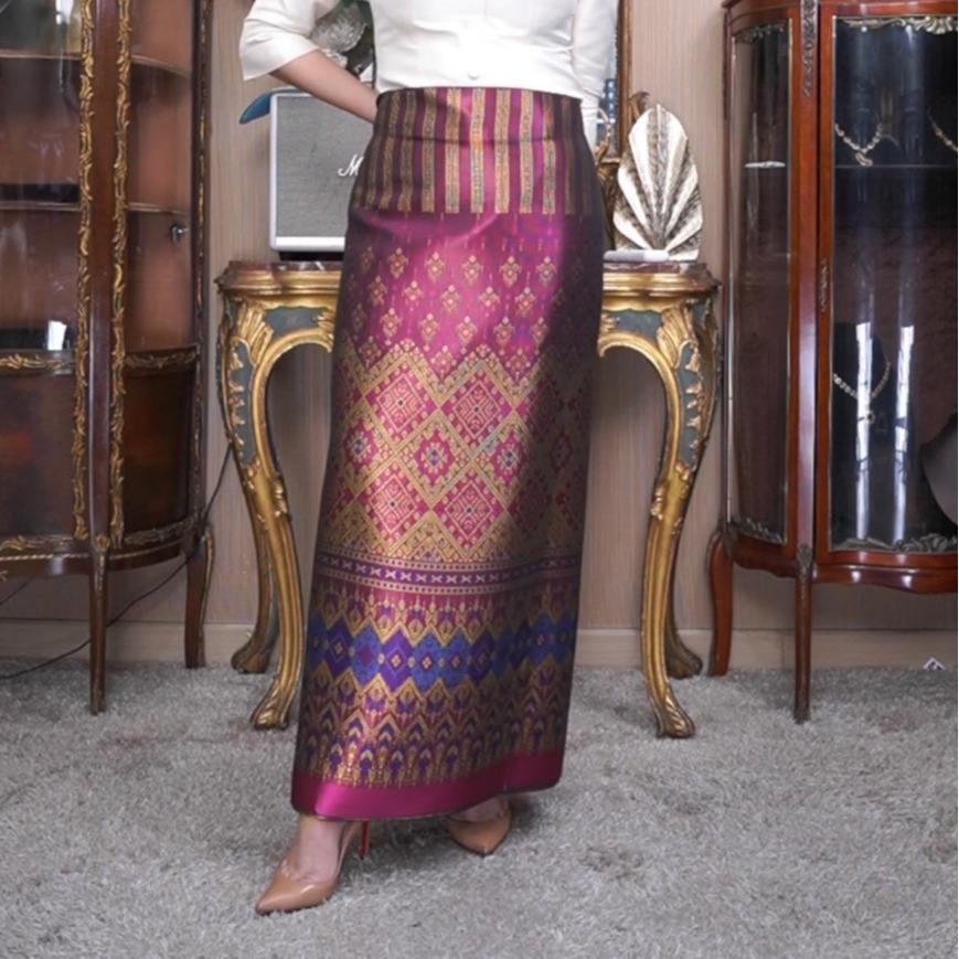 พ80 24.11.68 ผ้าไหมแกมฝ้าย ทอลาย แพรวาภูไทยกดิ้น สีชมพูบานเย็น ขนาด 2 หลา