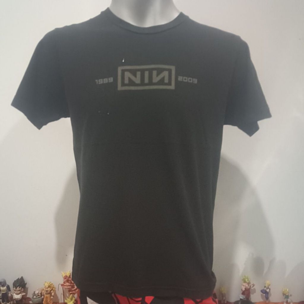 เสื้อยืดมือสอง Vintage ต่างประเทศ เสื้อวง NIN Nine Inch Nails 2009 Size M.อก20/ยาว27
