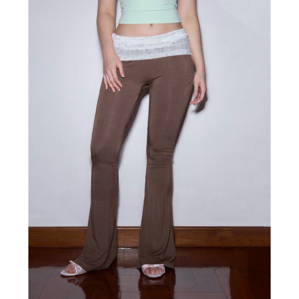 Gatekeep | PLOT TWIST LEGGINGS | เลกกิ้งที่ใส่ได้ 3 แบบในชิ้นเดียว low, mid หรือ high waist ก็ได้ มาพร้อมกระเป๋า