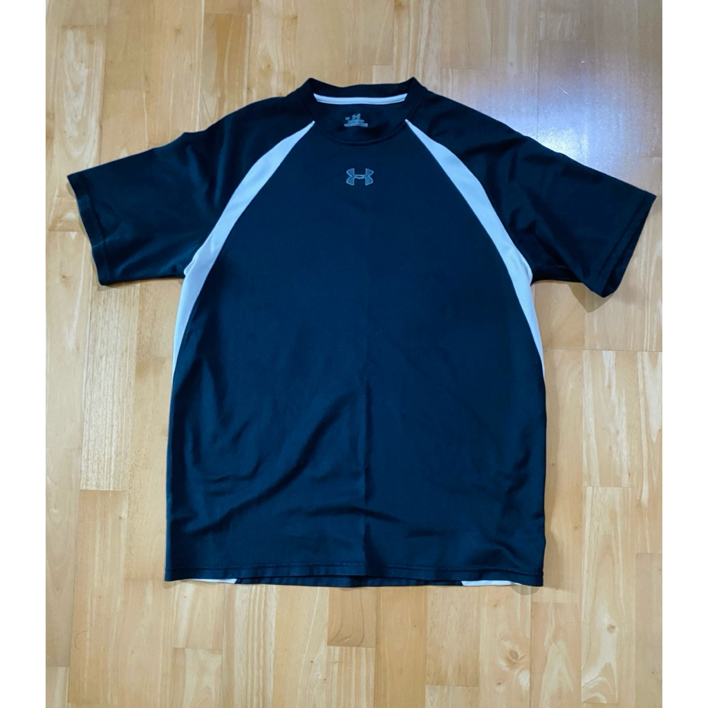 เสื้อยืด Under Armour
