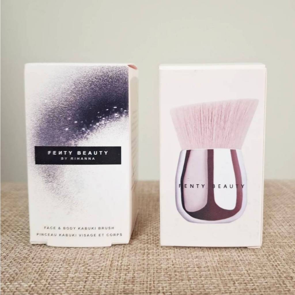 ขนาด Travel size ค่ะ Fenty Beauty Face & Body Kabuki Brush