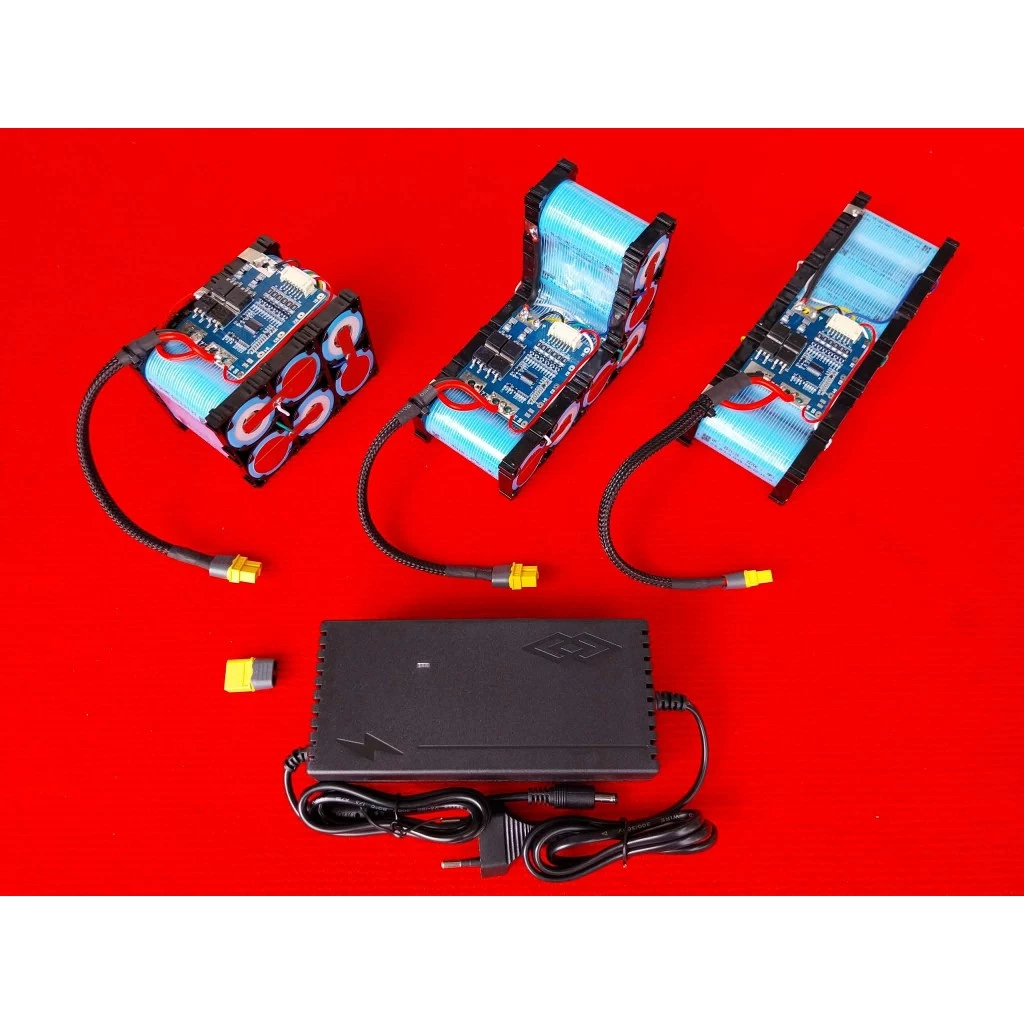 แบตเตอรี่ลิเธียมฟอสเฟส LifePo4 6S / 4S 12.8v-14.6v และ 19.2v-21.9v 6,000mah. 32700 แอมป์แท้ พร้อมที่ชาร์จ ใส่ตู้บลูทูส
