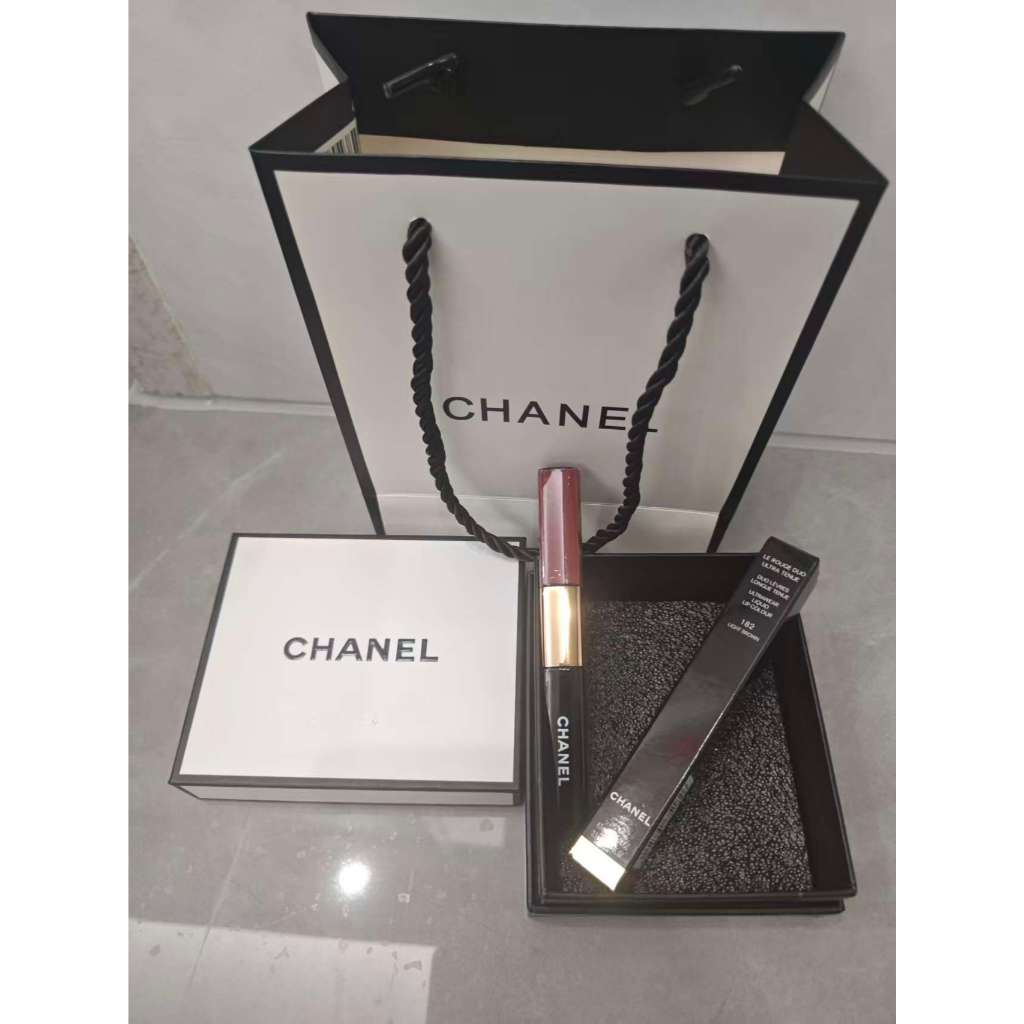 จัดส่งภายในวันเดียวกัน 👑 ของแท้ 💯 Chanel Le rouge duo ultra tenue ลิปชาแนลดูโอ้ ลิปชาแนลรูชอาลัว chanel 154 69 174 186
