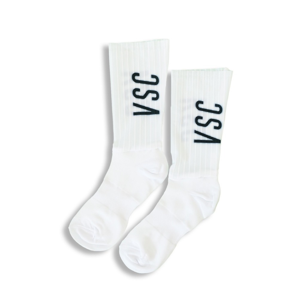 V aero socks ถุงเท้าแอโร่ บางเบา สวมใส่สบาย แนบเนื้อสุดๆ กระชับเข้ารูป เพื่อความแอโร่ยิ่งขึ้น