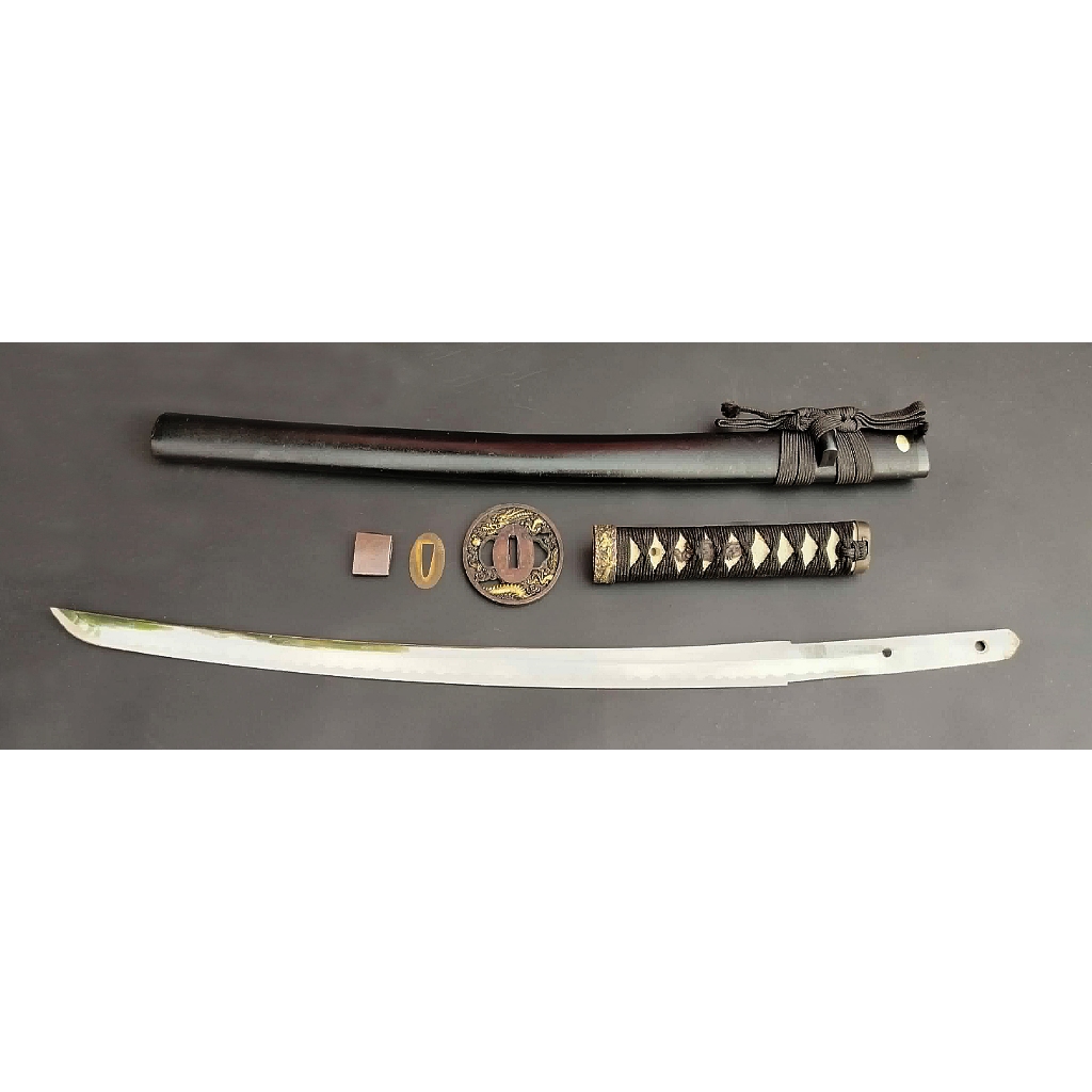 ดาบซามูไร ดาบขนาดกลาง วากิซาชิ (Wakizashi) ใบดาบไม่มีคม ยาวรวม70cm.  Iaito sword
