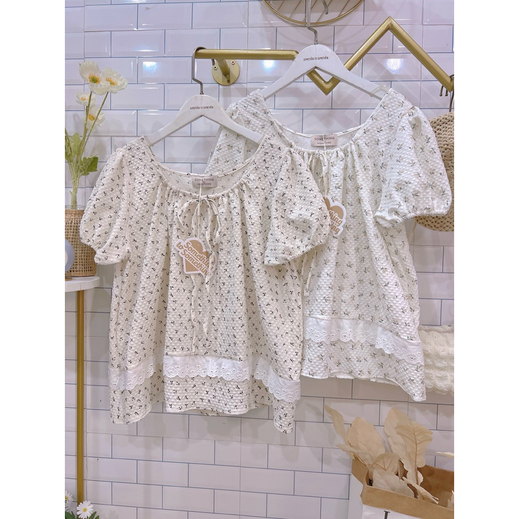 เสื้อแขนสั้นรูดคอหน้าผูกโบว์ ชายเสื้อแต่งลูกไม้สวยงาม เสื้อแฟชั่นผู้หญิง ทรงหลวม ใส่สบาย ไม่รีด#8011