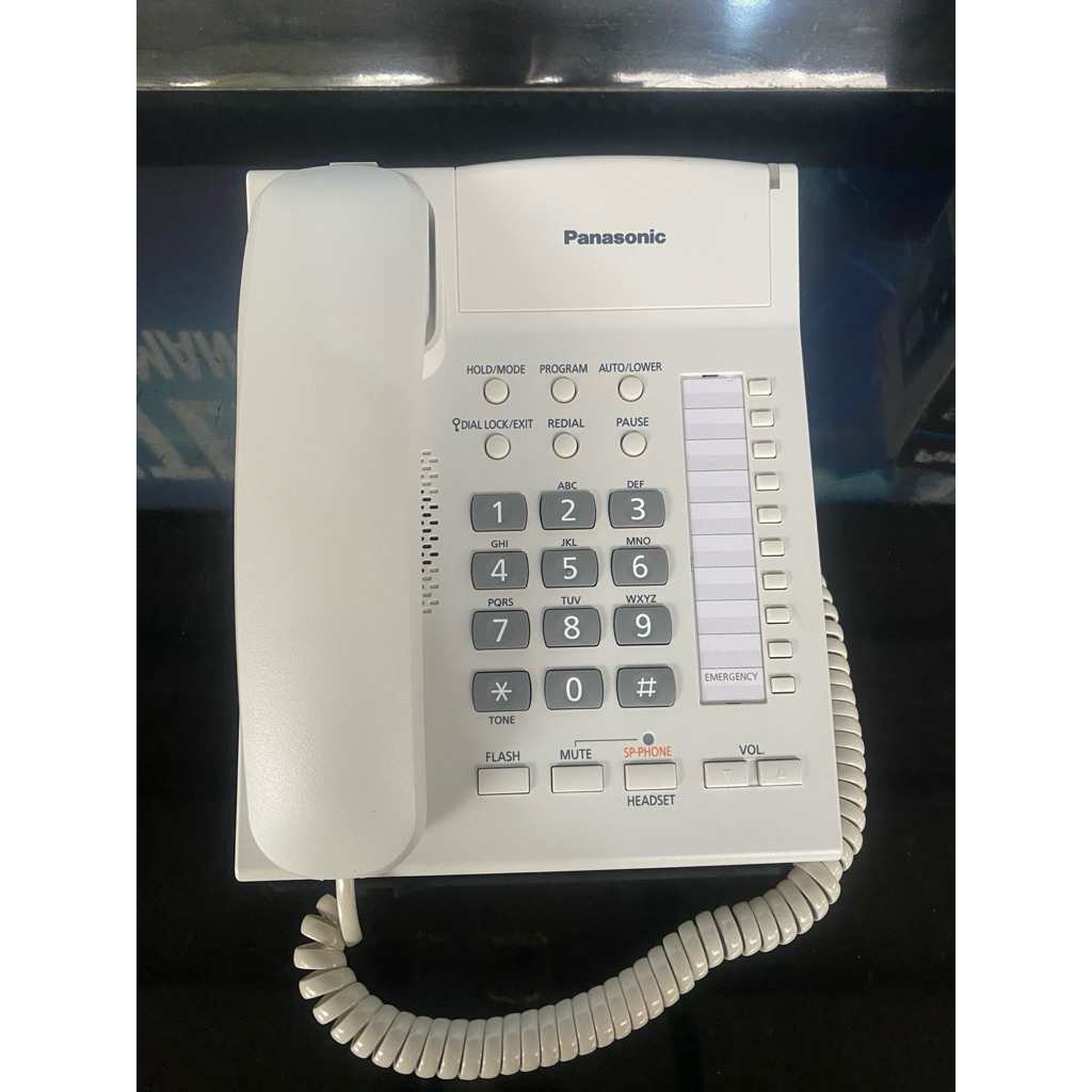 โทรศัพท์บ้าน โทรศัพท์สำนักงาน Panasonic KX-TS840MX สีขาวใหม่เก่าเก็บ