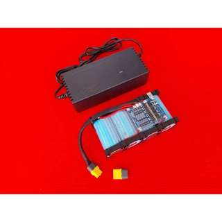 แบตเตอรี่ลิเธียมฟอสเฟส LifePo4 6S / 4S 12.8v-14.6v และ 19.2v-21.9v 6,000mah. 32700 แอมป์แท้ พร้อมที่ชาร์จ ใส่ตู้บลูทูส