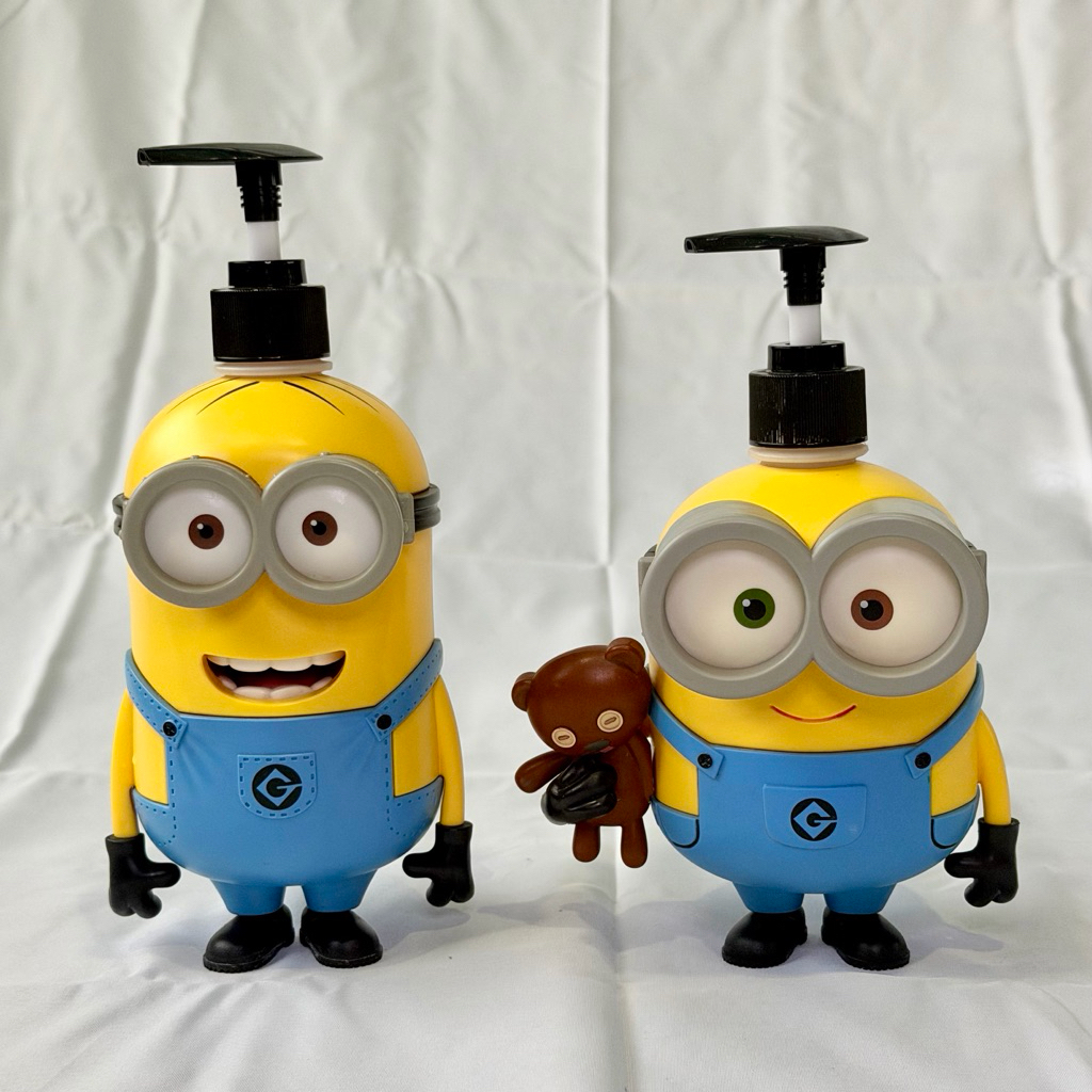 MADELYN - เซ็ตขวดสบู่ Minions (มินเนี่ยน) 2 แบบ ไม่มีสบู่ ล้างแล้ว มือ2