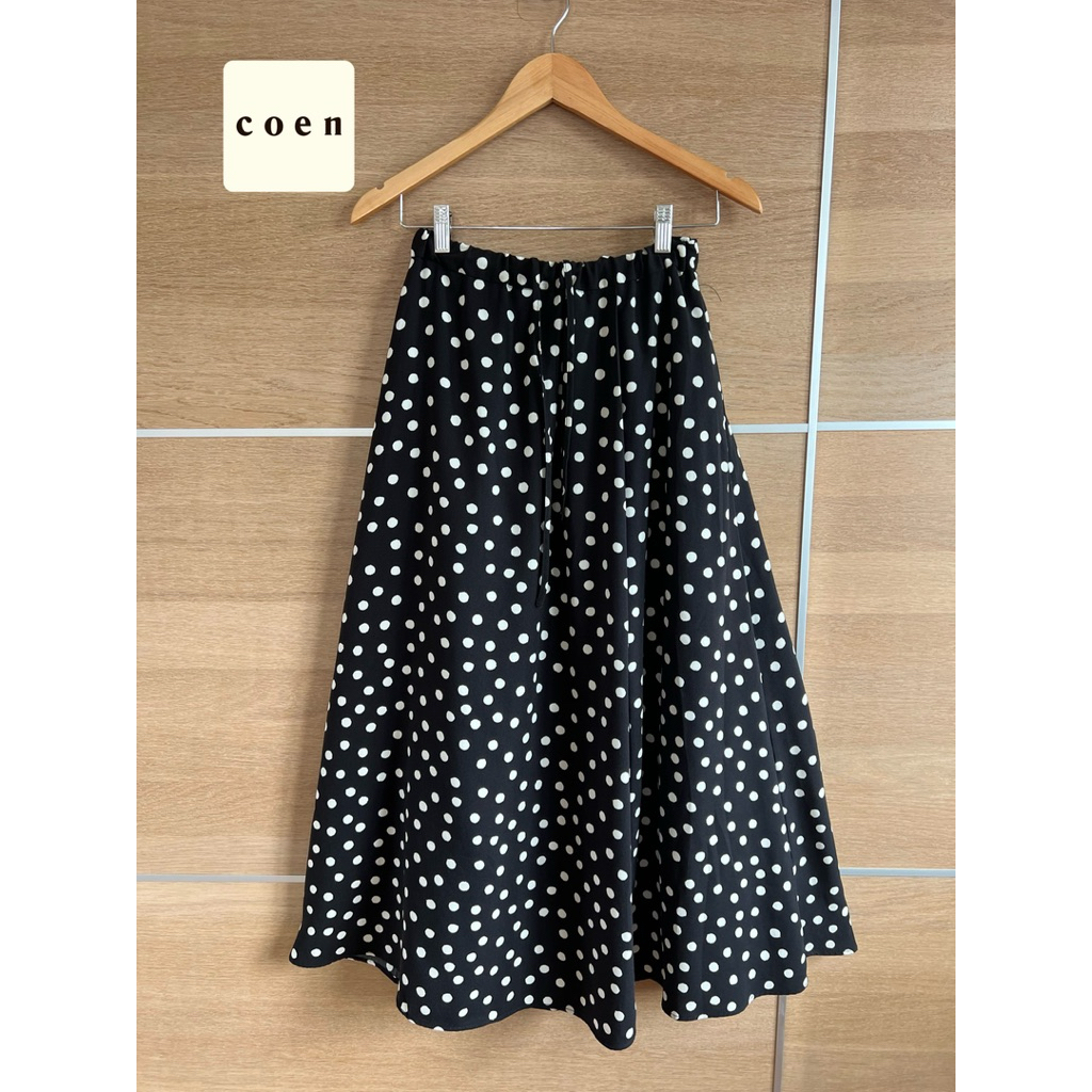 Coen x F กระโปรง polka dot น่ารักมาก เอว 25-34 สพ ฟรี 42 ยาว 36 Code: 5656(5)