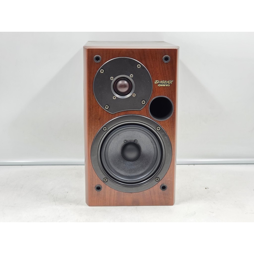 BK11 ลำโพงญี่ปุ่นมือสอง 1 ข้าง (345) ONKYO D-102AX 80W 4 โอห์ม Woofer 4.5 นิ้ว Size ตู้ 17x26x29.5CM