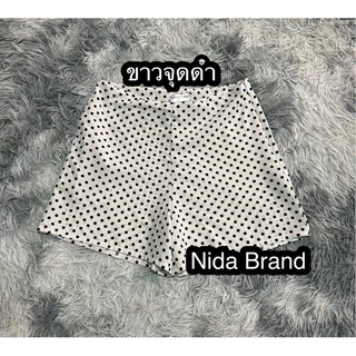 กางเกงขาสั้นขอบหลบพิมพ์ลาย ผ้าไหมอิตาลี ซิปข้าง มีกระเป๋า 1 ข้าง