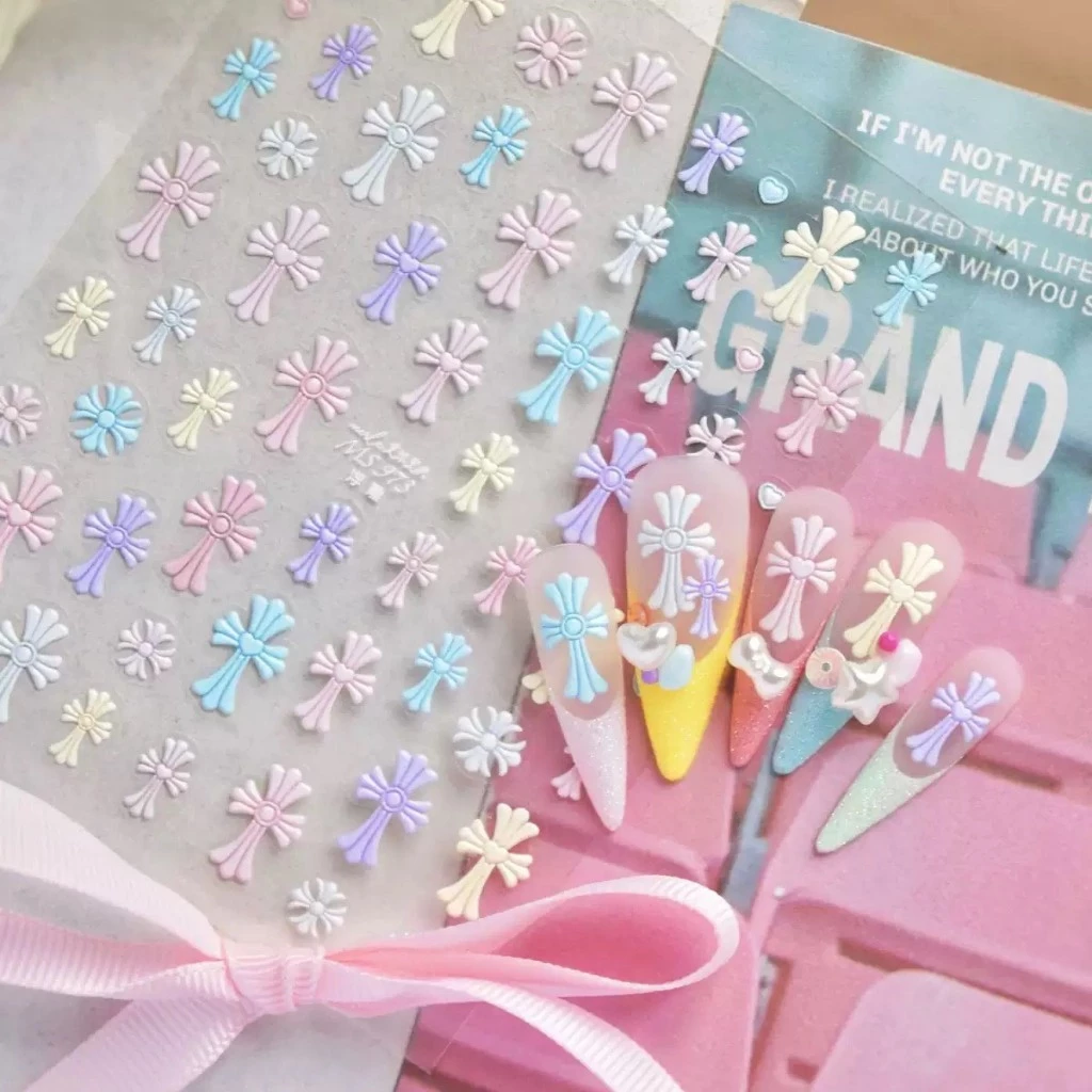 สติกเกอร์ติดเล็บลายโครมฮาร์ท Chrome Heart