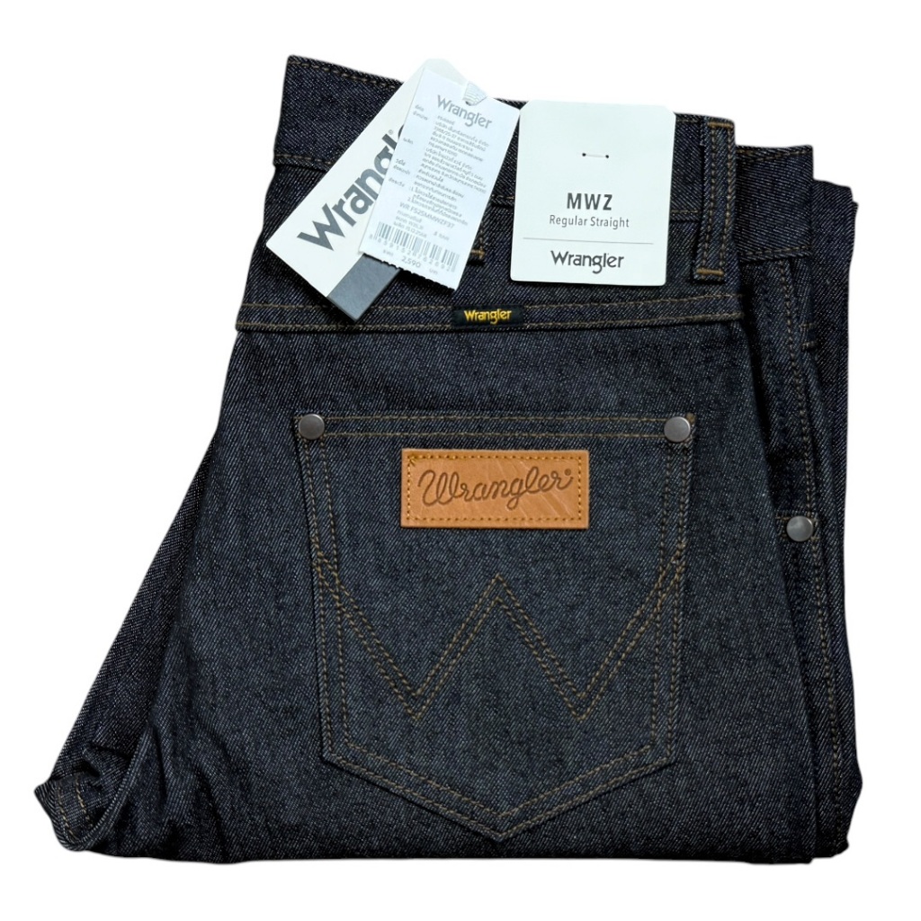 เข้าใหม่ ผ้าดิบ ขาตรง Wrangler MWZ  สียีนส์ผ้าดิบ  13.5 ออนซ์ ไม่ยืด   ปั้นเฟดได้  เป้าซิป  ของแท้จา