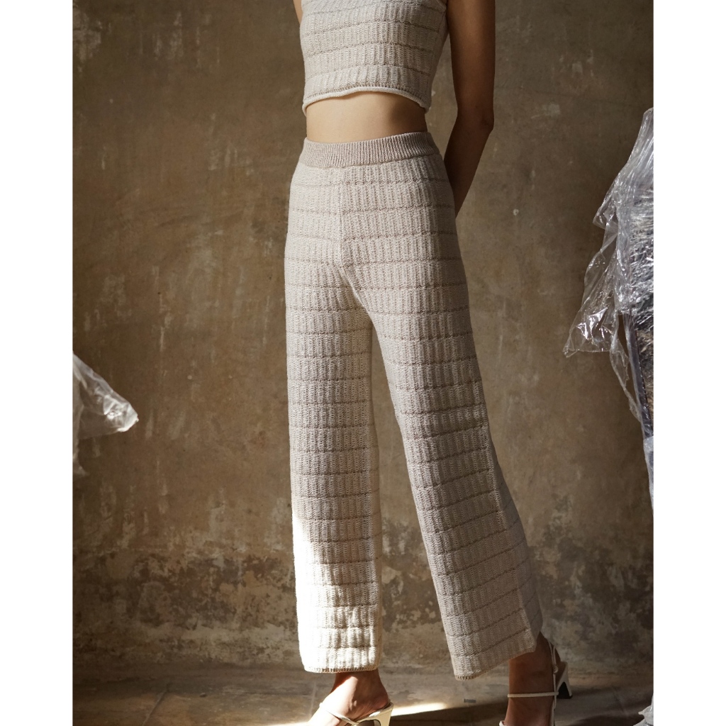 knitCircle - COCOON Trousers (3 สี) กางเกงขายาวไหมพรม ทรงตรง กระบอกขากว้าง ลายทอSignature ผสมเส้นด้ายสองสี เนื้อผ้านุ่ม