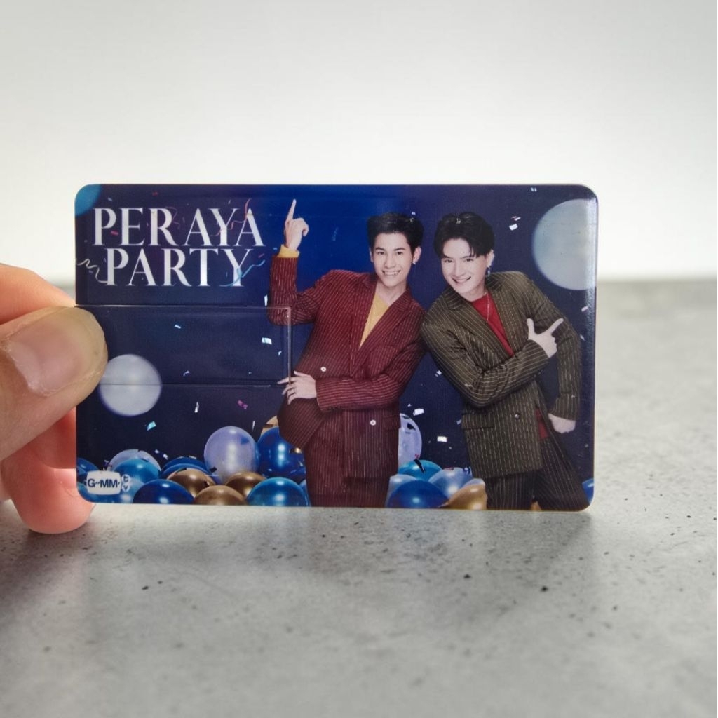 (พร้อมส่ง) แฟลช ไดร์ฟ PERAYA PARTY