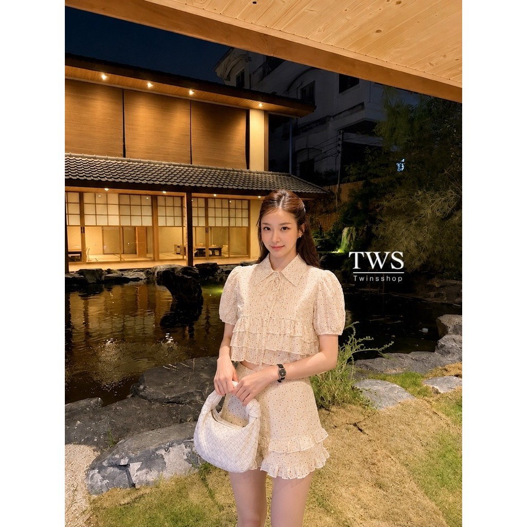 Twins shop Set เสื้อ+ขาสั้น ชุดน่ารักไปคาเฟ่ รูปที่ 5
