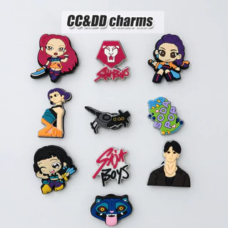 ของแท้แท้เดิม เครื่องประดับรองเท้าขายดี ปุ่ม PVC ตกแต่งรองเท้ารู ลายการ์ตูนน่ารัก ถอดติดได้